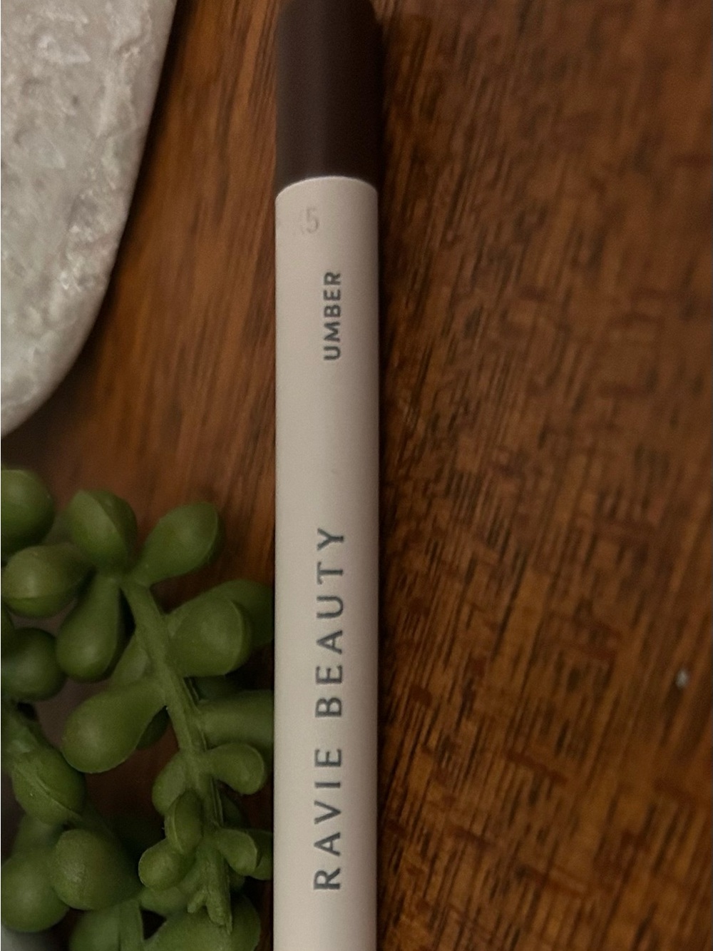 Ravie Beauty Soft Definition Longwear Eyeliner-Umber